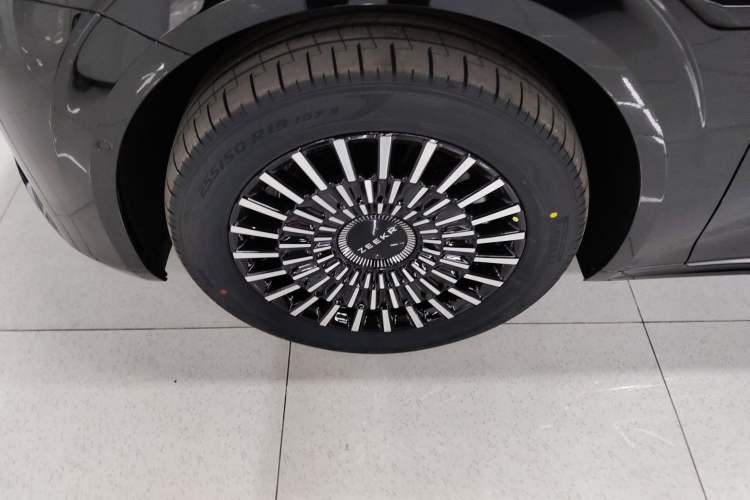 Used Zeekr 009 2024 7-Seater Walk-through Version 4WD 140 kWh
