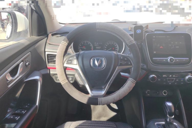 Used CHANGAN CS55 2018 1.5T Automatic Colorful Edition China V Standard Steering Wheel
