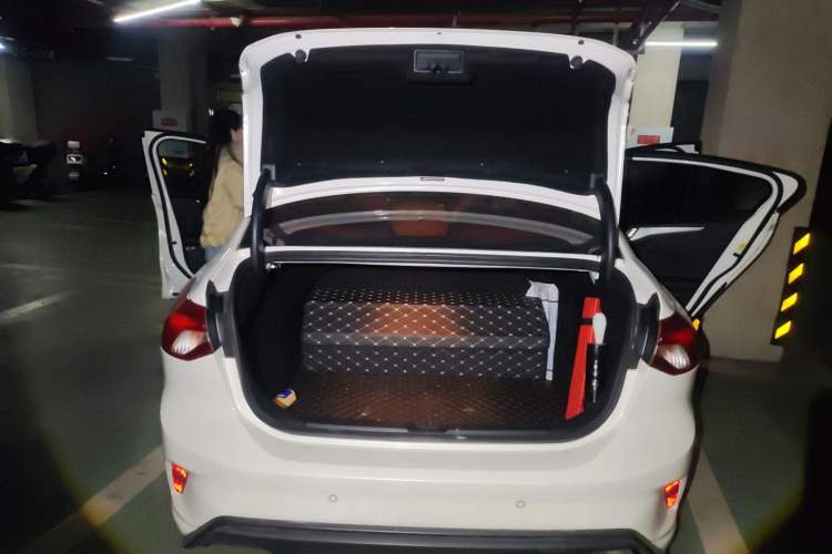 Used Ford Focus 2020 Sedan EcoBoost 180 Automatic Trend Edition