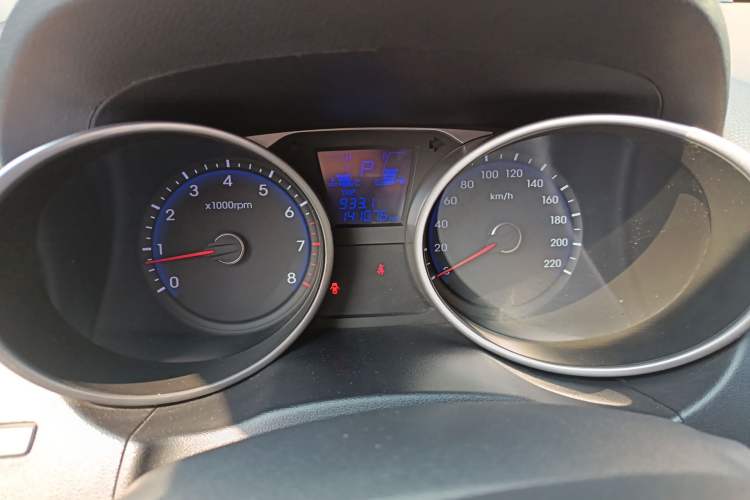 Used Hyundai ix35 2012 2.0L Automatic Two-Wheel Drive Elite Edition GLS
