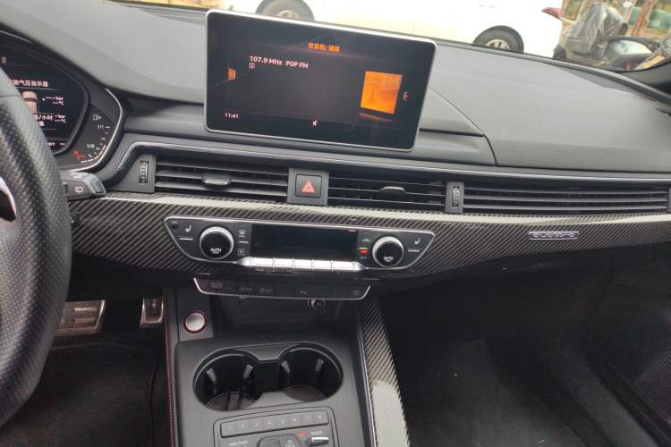 Used Audi RS 4 2019 RS 4 2.9T Avant Audio And AC Panel