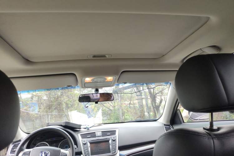 Used CHANGAN Raeton 2014 1.8T Automatic Prestige Anniversary Edition China IV Standard Headliner