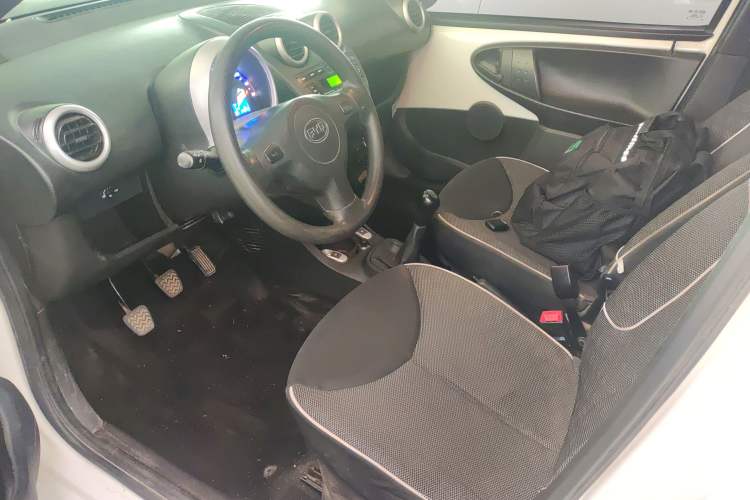 Used BYD F0 2015 1.0L XuanKu Model Left Front Seat