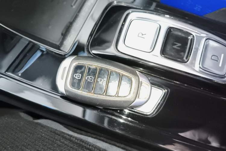 Used Hyundai Custo 2021 380TGDi Smart Love Flagship Edition TOP Premium Vehicle Key