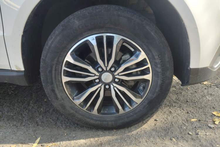 Used Geely Auto Vision X6 2018 1.8L Manual 4G Connect Luxury Edition