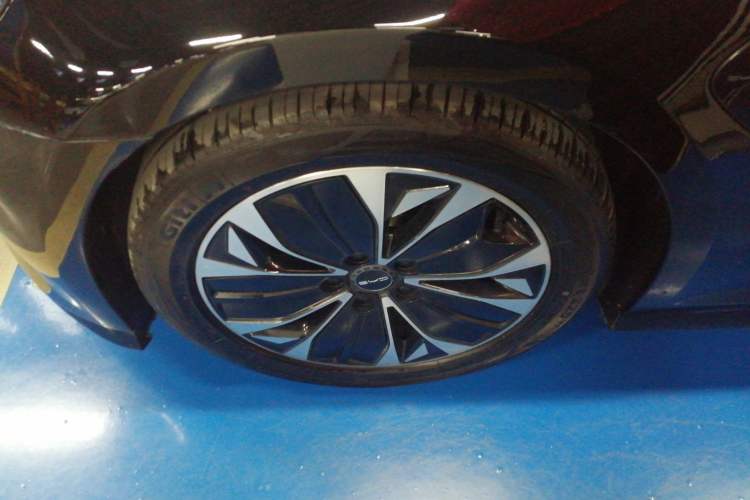 Used BYD Seal 2022 550 km Standard Range Rear-Wheel Drive Prestige Version
