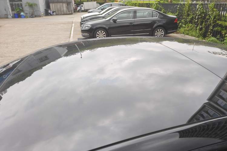 Used Tesla Model 3 2022 Rear-Wheel-Drive Version Roof