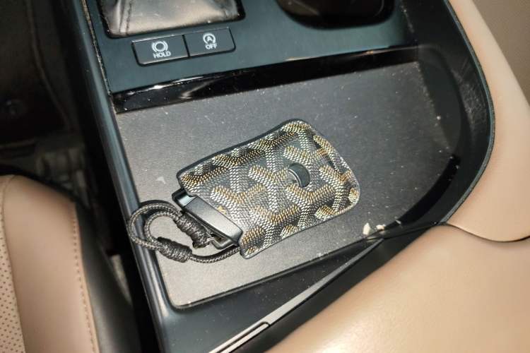 Used Lexus ES 2022 200 Excellence Edition