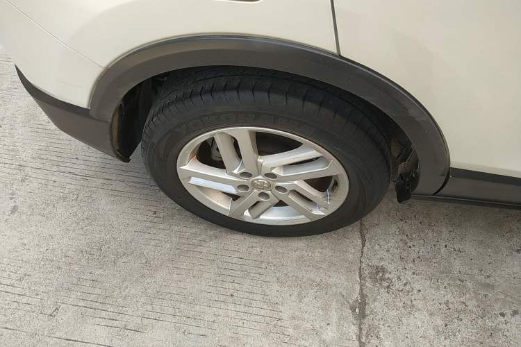 Used Venucia T60 2020 1.6L Manual Smart Vision Version China VI Standard
