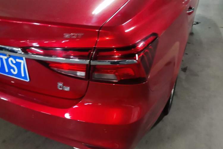 Used Roewe i6 2017 20T Automatic Internet Smart Edition