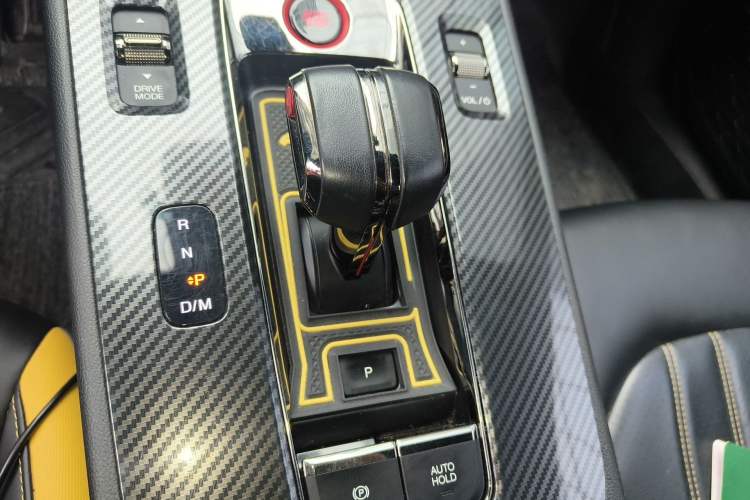 Used GAC Trumpchi EMPOW 2021 270T DCT J15 Version Gear Lever