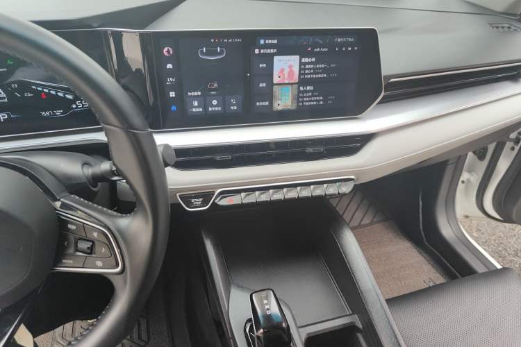 Used Geely Auto Emgrand 2023 4th Generation Champion Edition 1.5L CVT Luxury Model