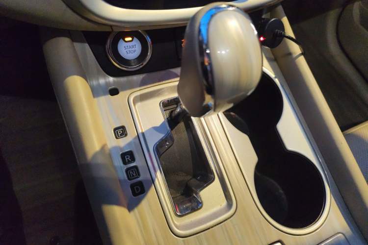 Used Nissan Murano 2016 2.5 S/C HEV XL Four-Wheel Drive Hybrid Prestige Edition