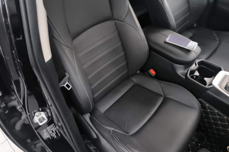 Used Toyota Wildlander 2022 2.0L CVT Two-Wheel Drive Luxury Edition