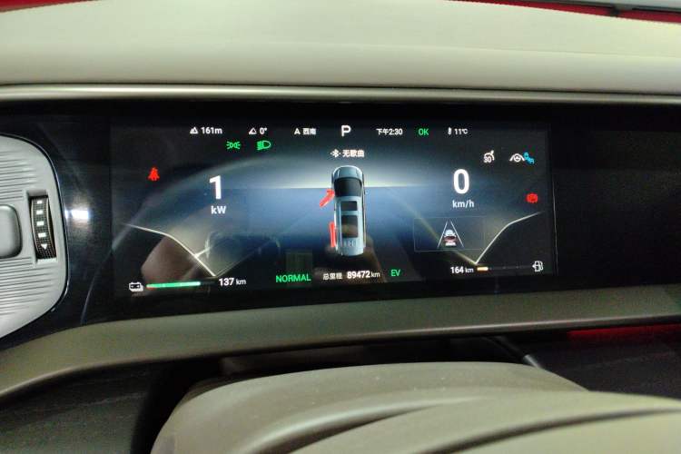 Used Denza D9 2022 DM-i 970 Four-Wheel Drive Flagship Model
