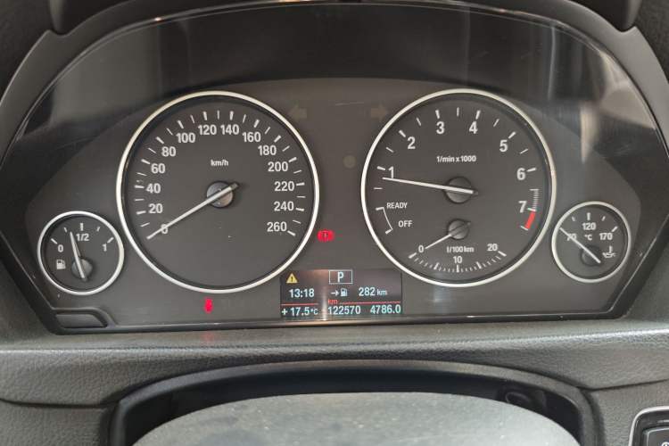 Used BMW 3 Series 2014 320i Active Edition Instrument Cluster