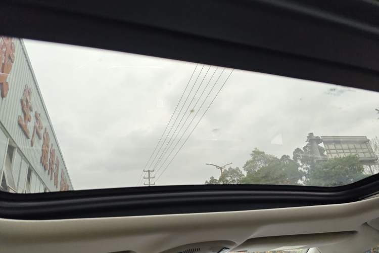 Used Lynk & Co 06 2021 1.5T Shero Pink Special Edition
