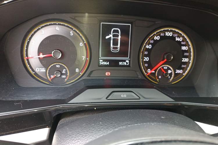 Used Volkswagen Lavida 2019 1.5L Automatic Fashion Edition China VI Odometer Close Up