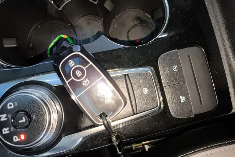 Used Ford Escape 2024 EcoBoost 245 Four-Wheel Drive Prestige Model