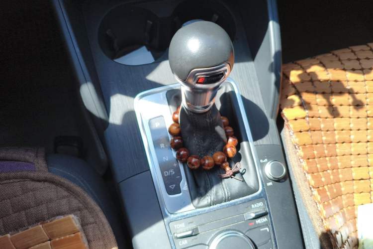 Used Audi A3 2014 Sportback 35 TFSI Automatic Ambition Edition Gear Lever