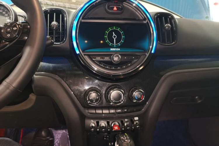 Used MINI Countryman 2018 1.5T COOPER Artist
