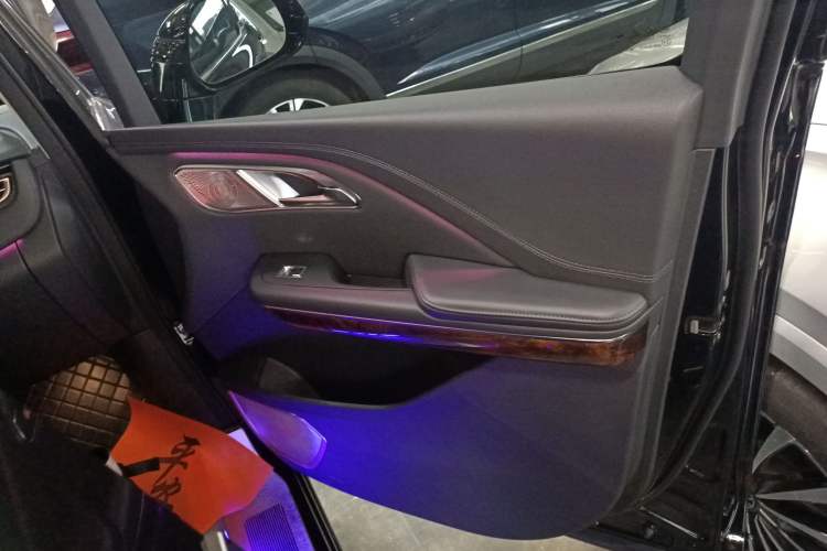 Used Hongqi HQ9 2023 2.0T Smart Connect Flagship Edition
