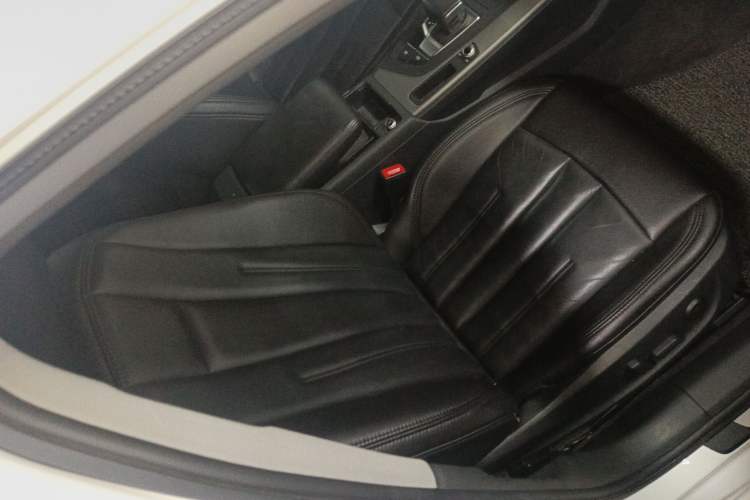 Used Audi A4L 2018 30th Anniversary Edition 40 TFSI Trendy Model Right Front Seat