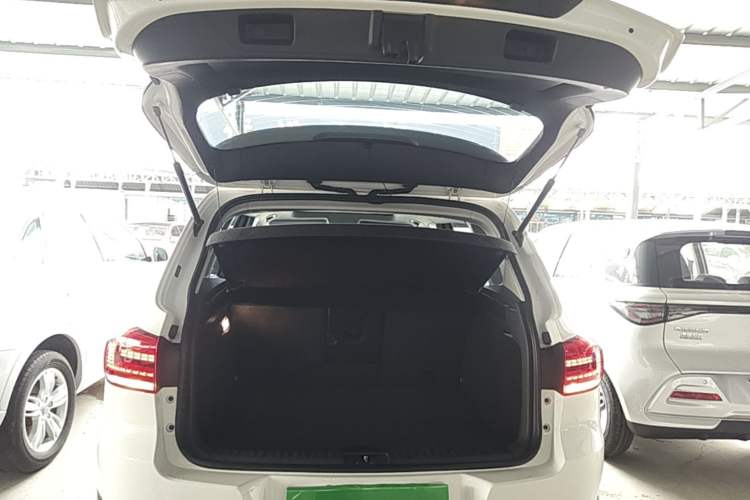 Used Volkswagen Tiguan 2017 300TSI Automatic Two-Wheel Drive Silk Road Comfort Edition