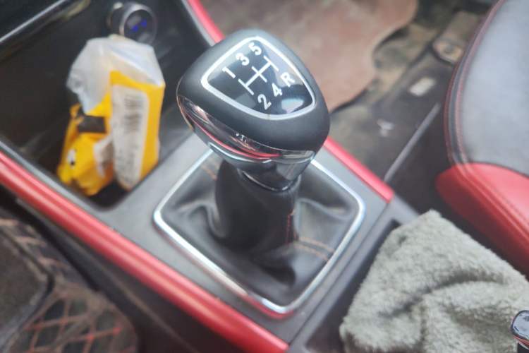 Used BAIC Senova X25 2015 1.5L Manual Elite Edition