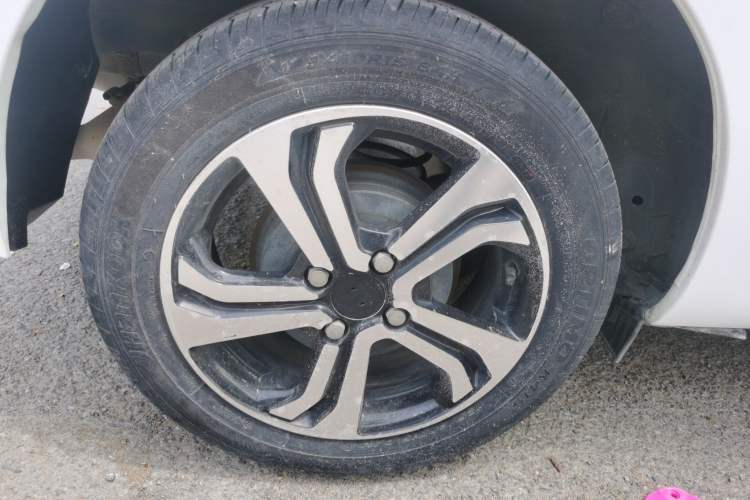 Used Toyota YARiS L Zhi Xuan 2016 Revised 1.5E CVT Charming Edition Right Rear Wheel Hub