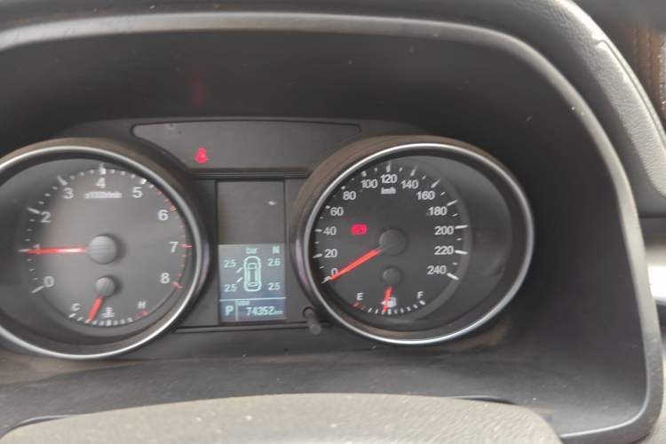 Used Haval M6 2021 PLUS 1.5T DCT Luxury Smart Connectivity Model