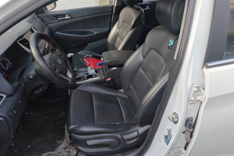 Used Hyundai Tucson 2015 1.6T Dual-Clutch Two-Wheel-Drive Smart Model
