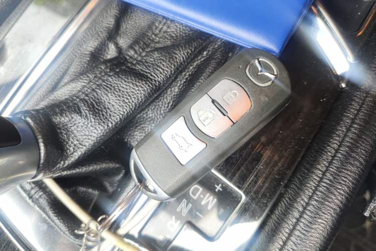 Used Mazda CX-5 2017 2.0L Automatic 2WD Smart Enjoyment Version China V Standard Vehicle Key