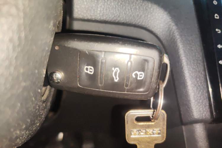 Used Skoda Rapid 2018 1.6L Manual Standard Edition