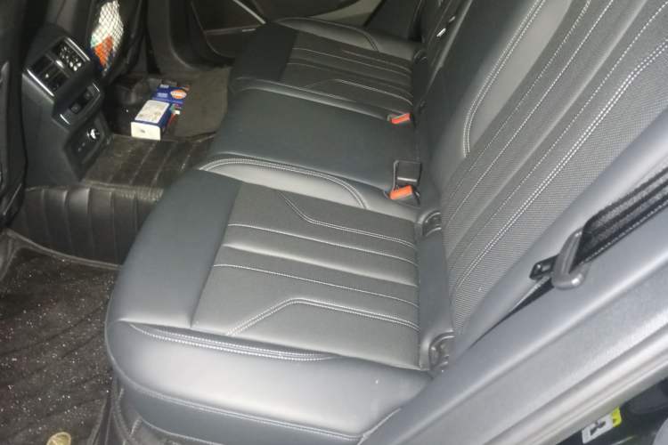 Used Audi Q5L 2025 45 TFSI Luxury Dynamic Edition Left Rear Seat
