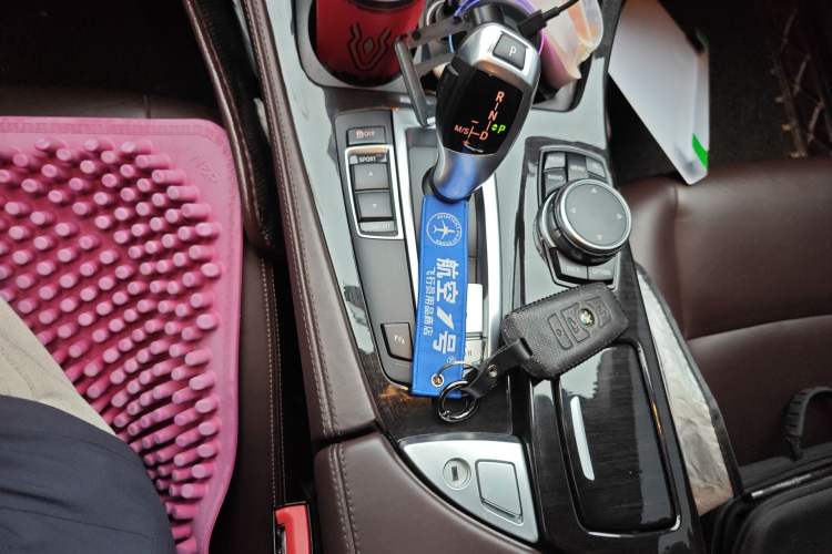 Used BMW 5 Series 2014 525Li Luxury Design Package