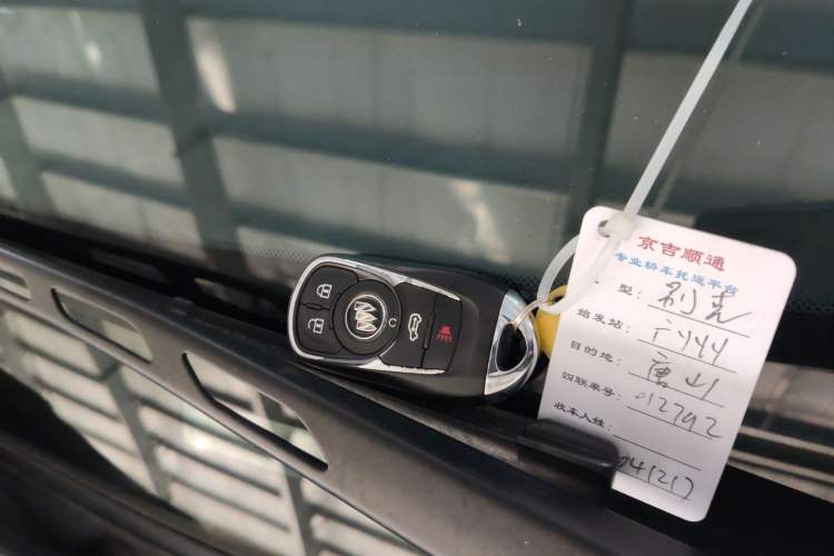 Used Buick GL8 2021 Land Cruiser Executive Class 652T Luxury Model