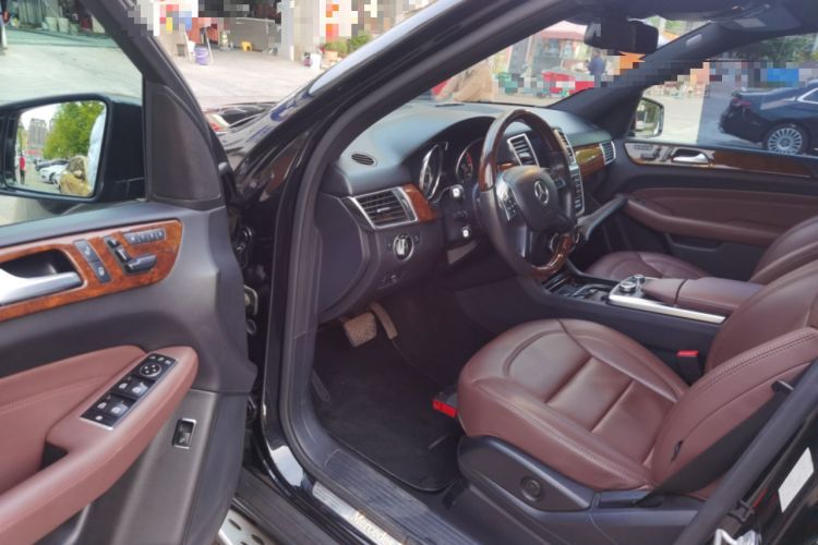 Used Mercedes-Benz M-Class 2014 ML 400 4MATIC Luxury Model