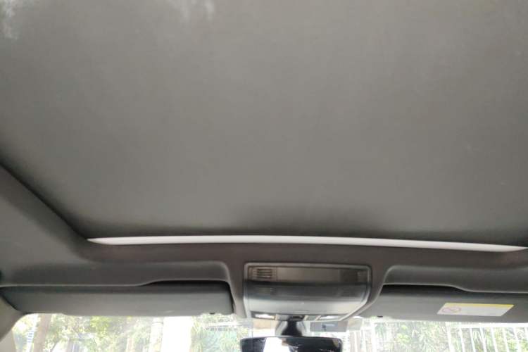 Used Volkswagen Tayron 2019 380TSI Four-Wheel Drive R-Line China VI-standard Headliner