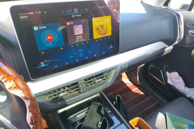 Used BYD Tang New Energy 2018 DM 2.0T All-Wheel Drive Smart Connect Genesis Edition 7 Seats China V Emission Standard Audio And AC Panel