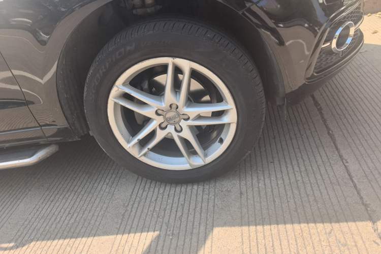 Used Audi Q5 2016 40 TFSI Comfort Model