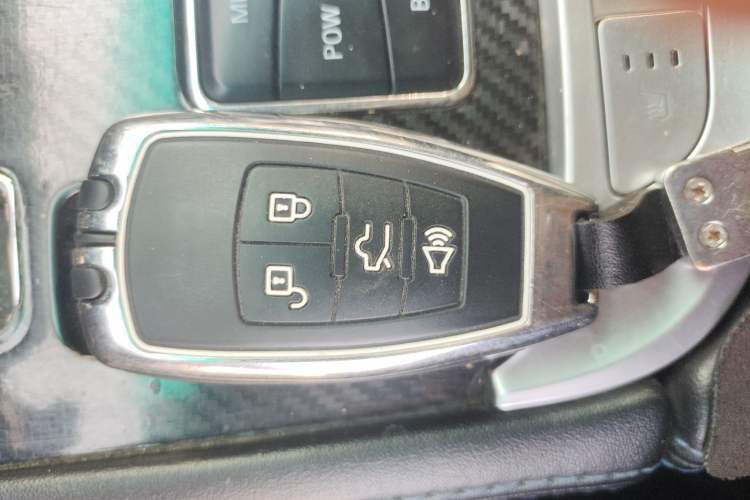 Used BAIC Off-Road BJ40 2018 PLUS 2.3T Automatic Four-Wheel Drive Premium Edition China V
