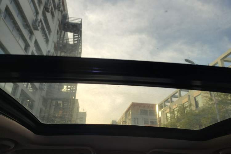 Used Buick Envision 2017 28T Four-Wheel Drive Elite Model
