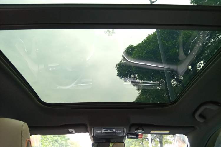 Used BYD Song Pro New Energy 2024 HONOR Edition DM-i 110KM Beyond Model
