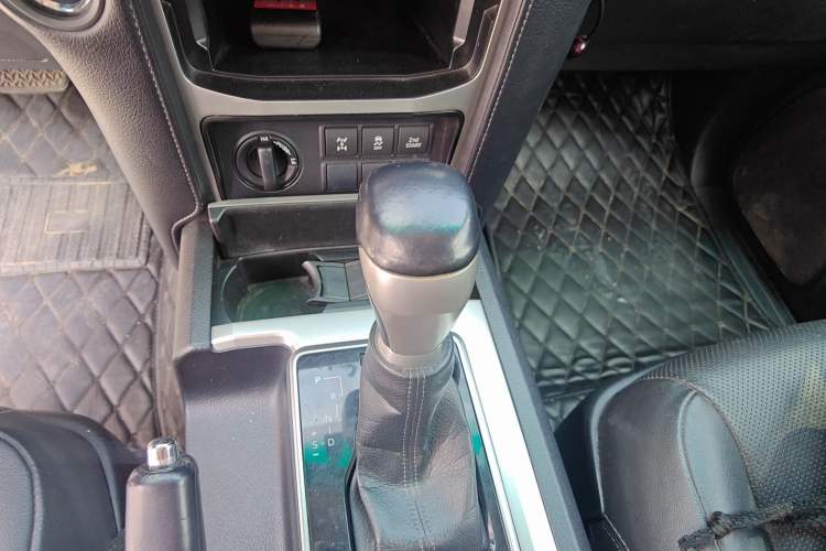 Used Toyota Prado 2017 4.0L U.S.-Spec Version 7 Seats