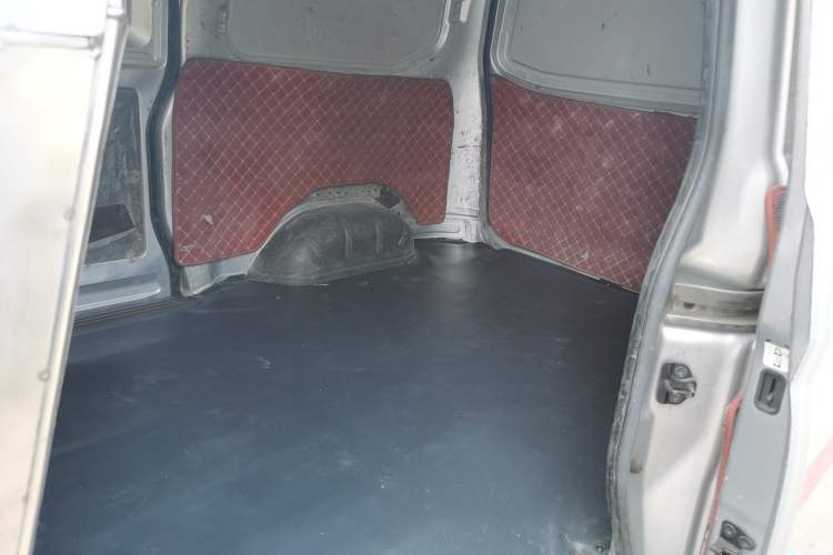 Used Wuling Rongguang S 2021 1.2L Base Model Window-Sealed 2-Seat LSI Car
