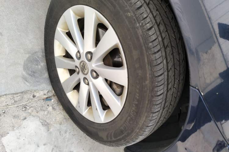 Used Buick GL8 2014 2.4L Classic Edition