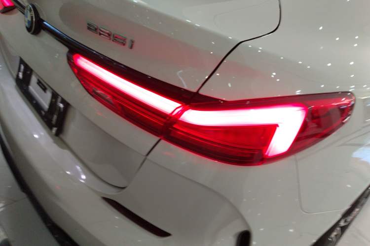 Used BMW 2 Series (Import) 2023 225i Four-Door Coupe M Sport Package
