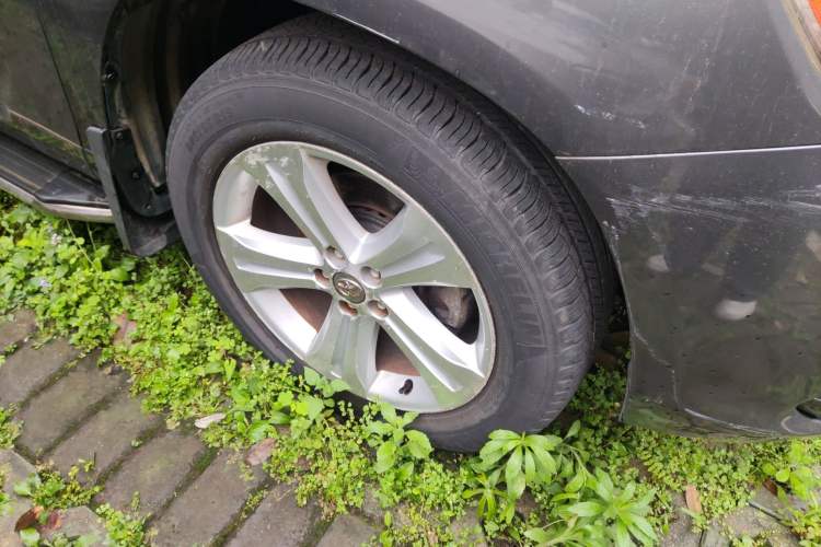 Used Toyota Highlander 2009 2.7L Two-Wheel Drive 7-Seater Supreme Edition Right Front Wheel Hub