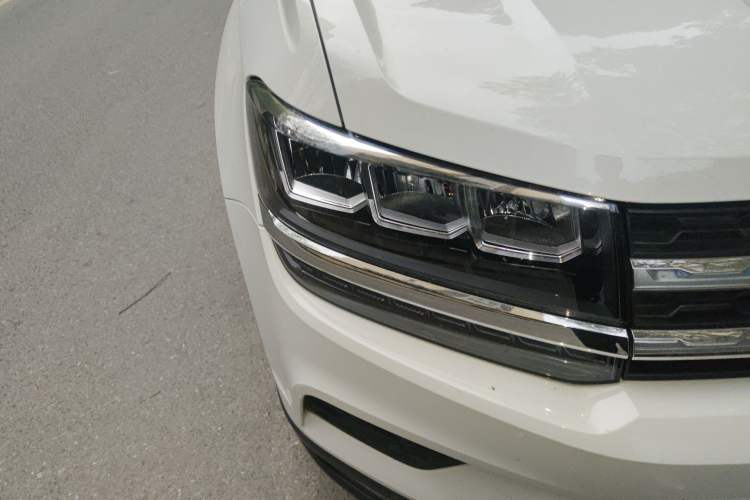Used Volkswagen Tharu 2020 280TSI Two-Wheel Drive Comfort Edition China VI Standard Right Front Headlight